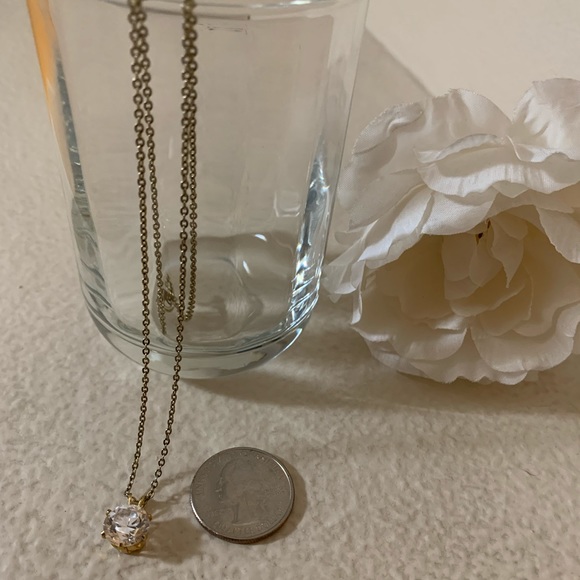 18’’ vintage, gold necklace with crystal diamond round pendant in gold setting - Picture 13 of 14